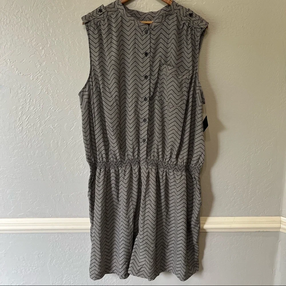 Halogen Black Chevron Romper Shorts NWT